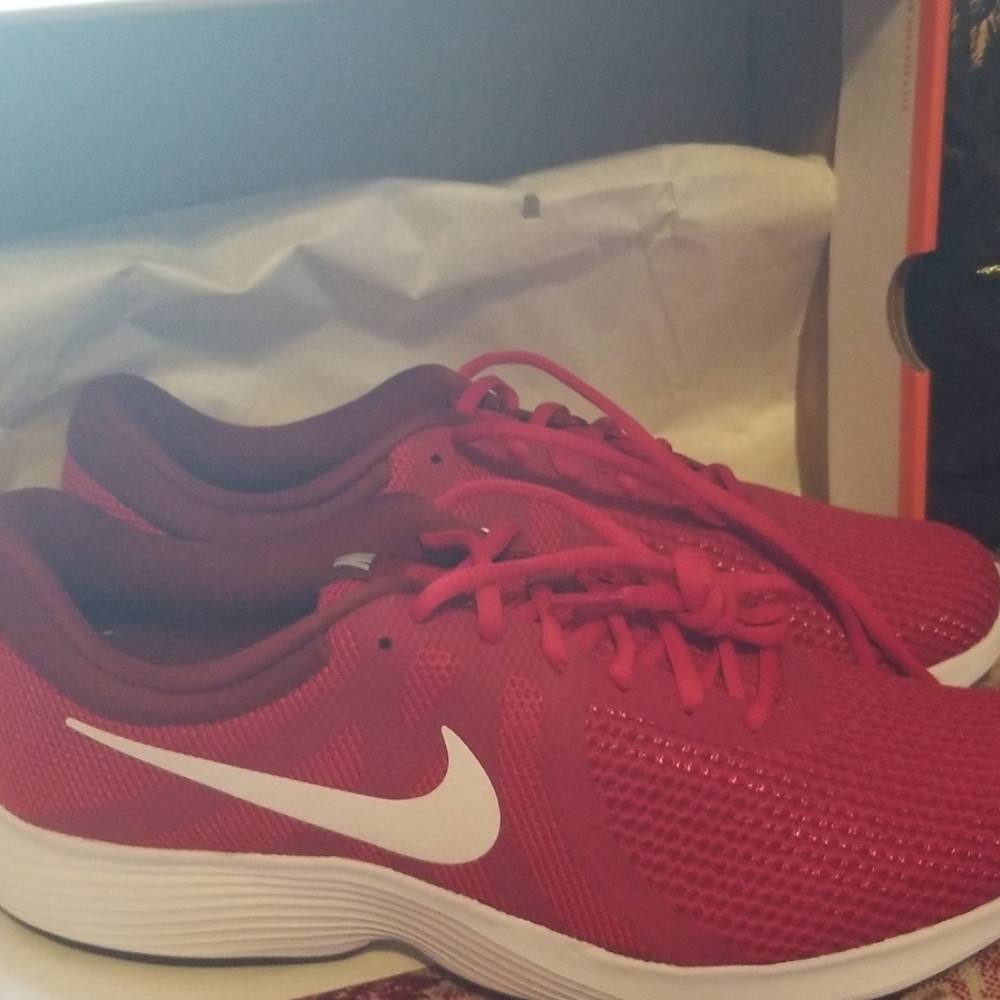 Nike